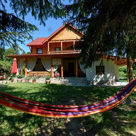 Susurul Apei Chalet Порумбаку-де-Сус Экстерьер фото